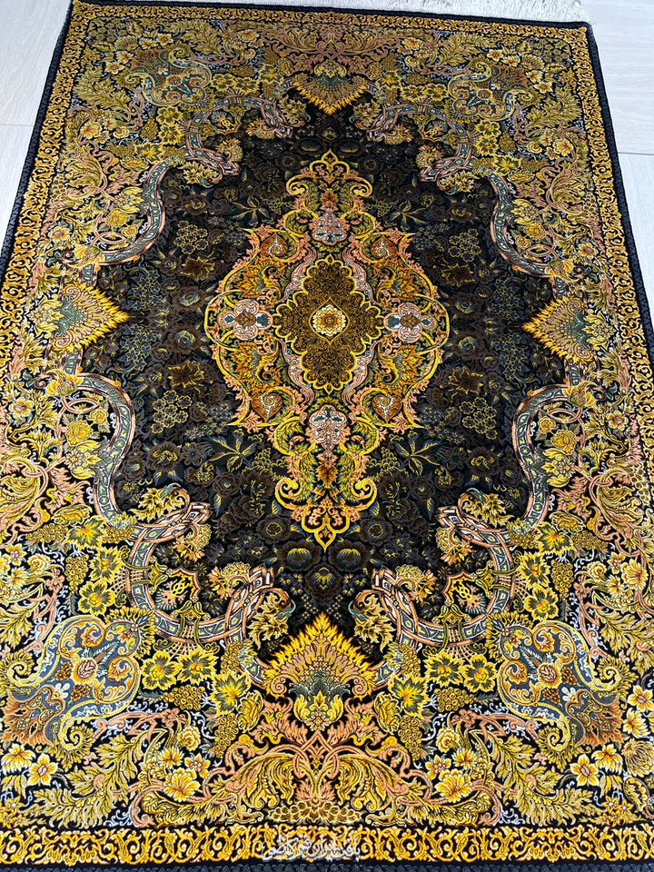 高級ペルシャ絨毯クム産シルク100%  カズミ工房 152×107cm(FN-10018)