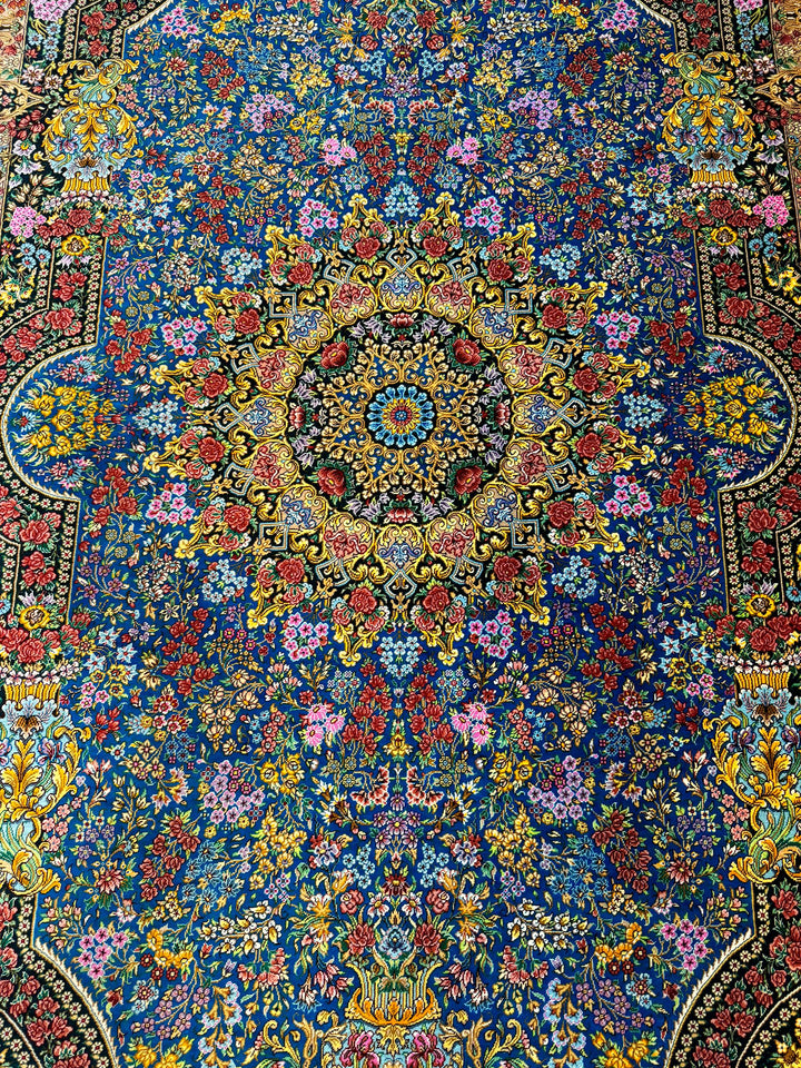 高級ペルシャ絨毯クム産シルク100%  メフルバフ工房  200×130cm(FN-10021)
