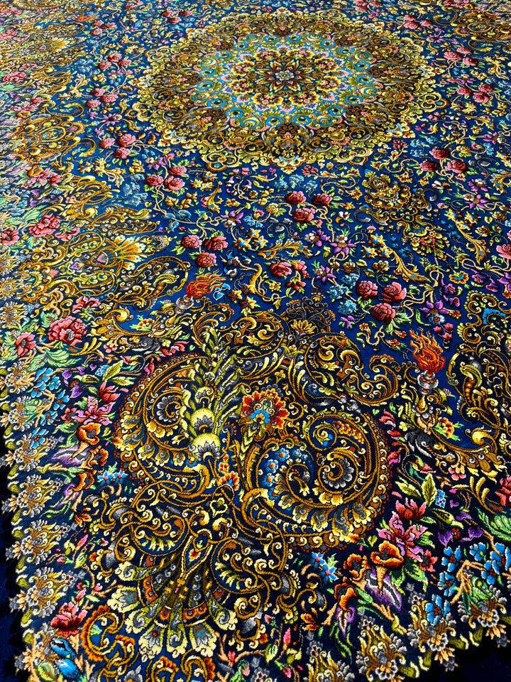 高級ペルシャ絨毯クム産シルク100%  メフルバフ工房  203×131cm(FN-10025)