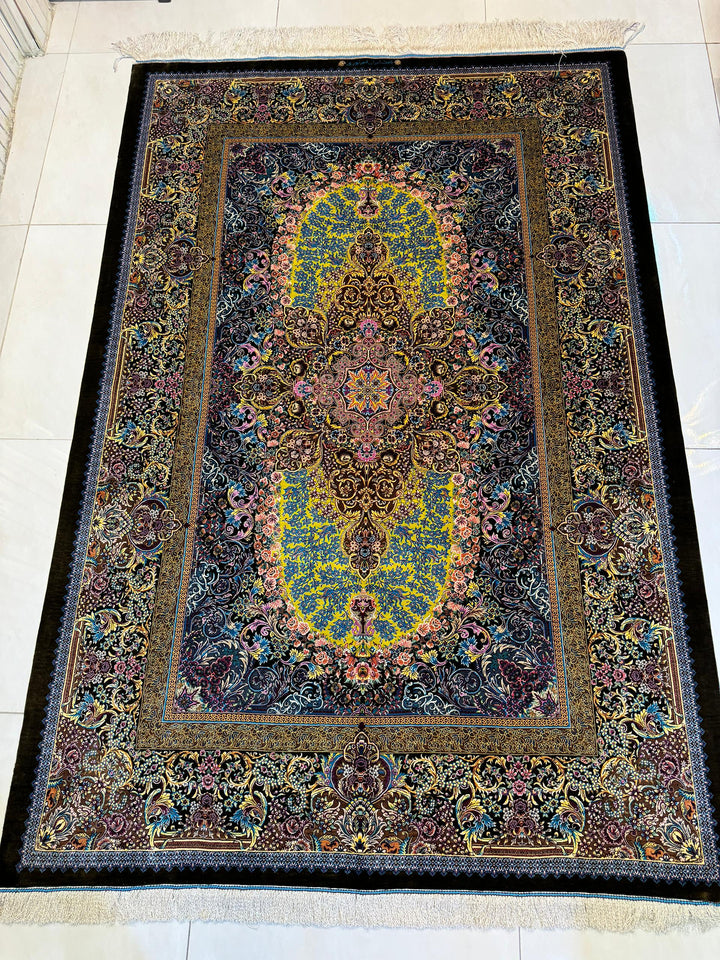 高級ペルシャ絨毯クム産シルク100%  ノウリ工房  205×138cm(FN-10026)