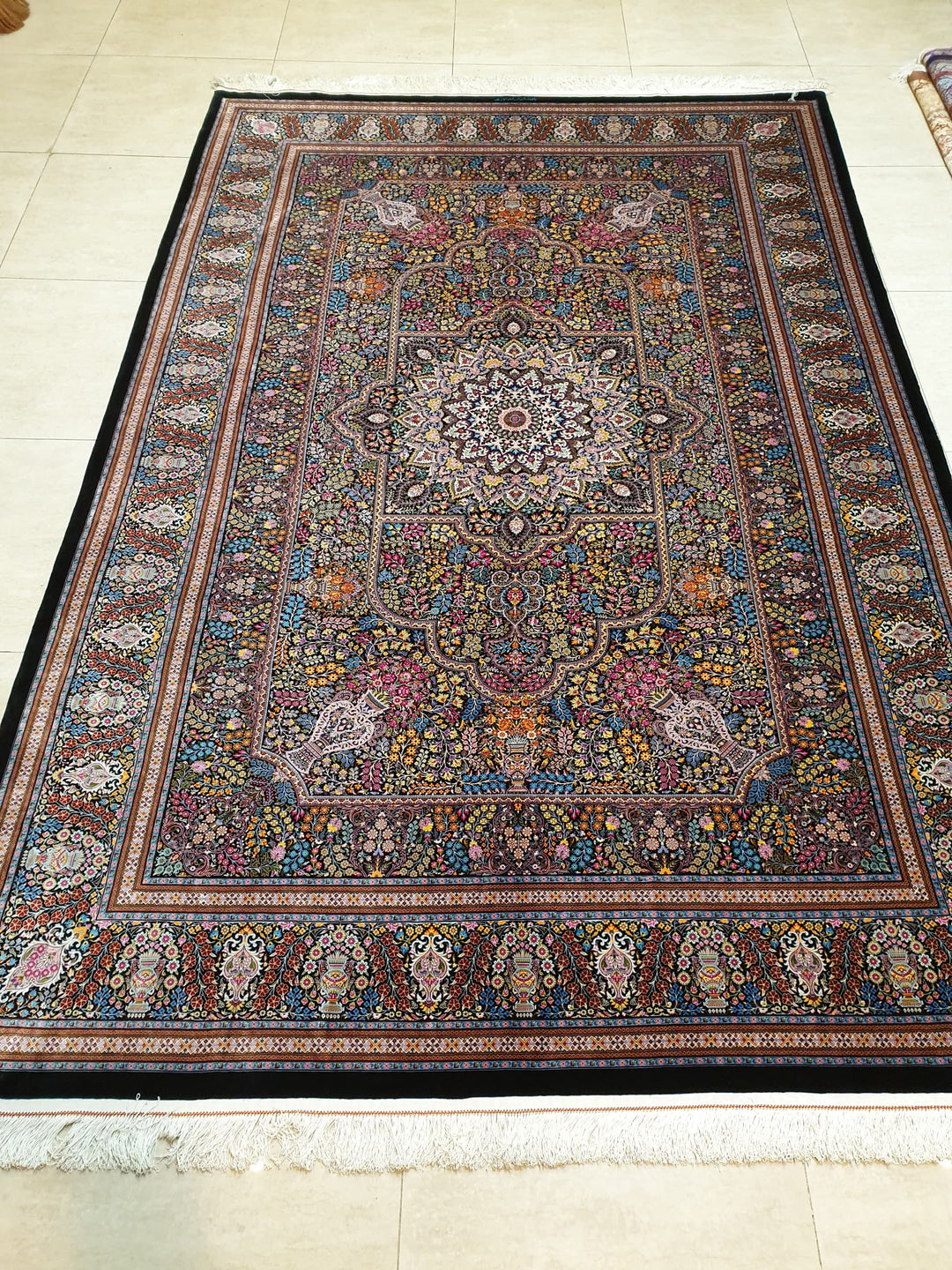 高級ペルシャ絨毯クム産シルク100% ノウリ工房 300x203cm(FN-10049)