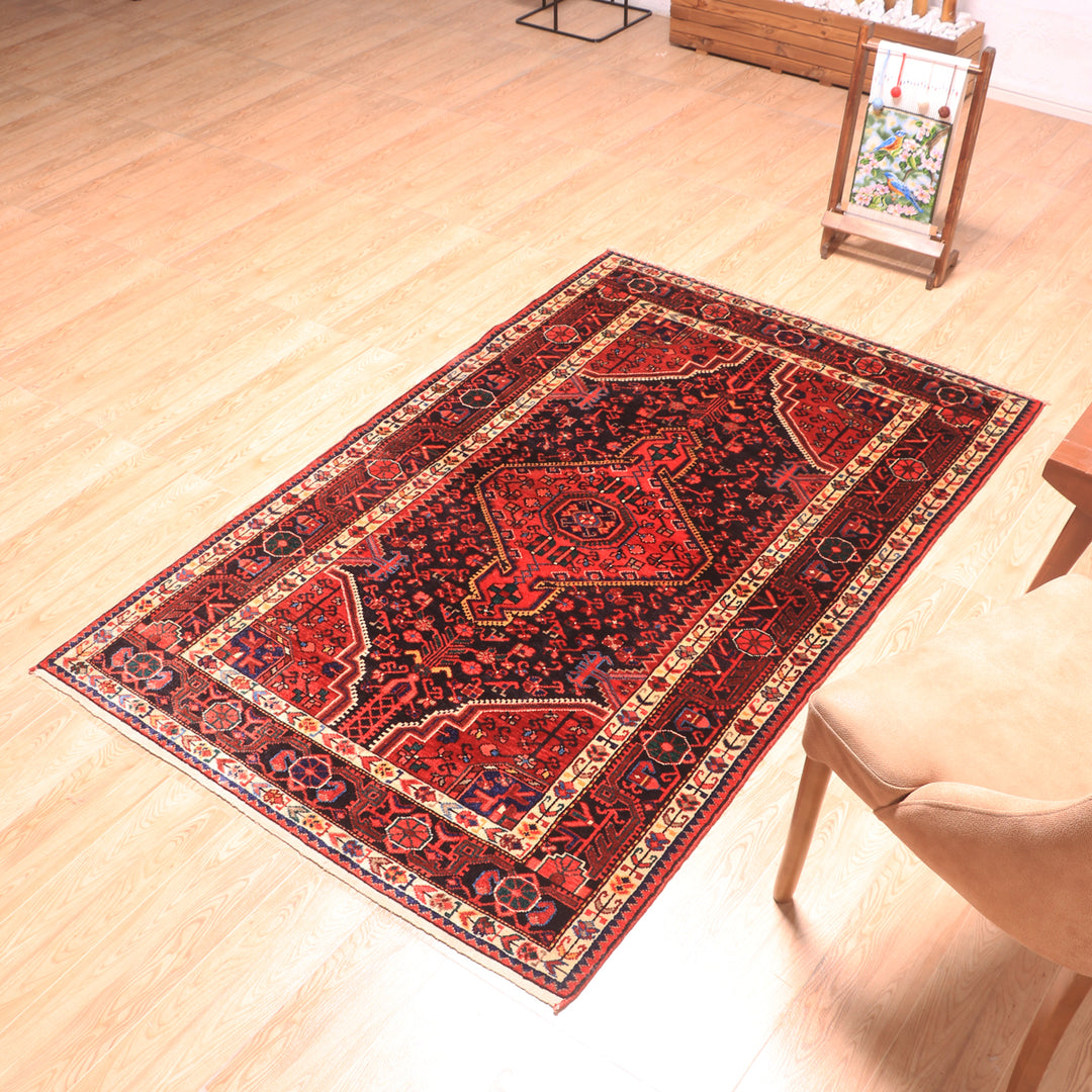 ペルシャ絨毯(イラン産)トゥイセルカーン 186×119cm(FL-70158)