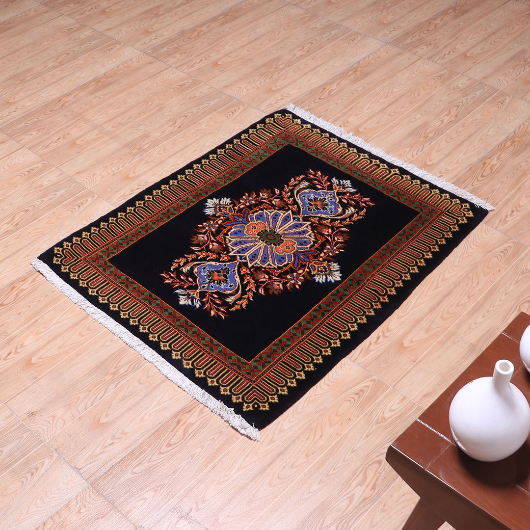 ペルシャ絨毯(イラン産)カーシャーン 91×78cm(FS-70020)