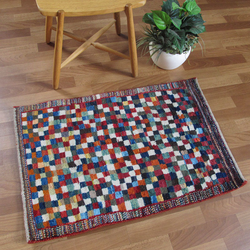 ゾランヴァリ ギャッベ（ラグサイズ）・アマレ 1．17×0．8m