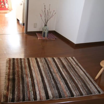 モダンでいて暖か味があって素敵なギャッベ／2012-03-06 - ギャッベ（ギャベ）＆ペルシャ絨毯の店オリエンタルムーン【公式】