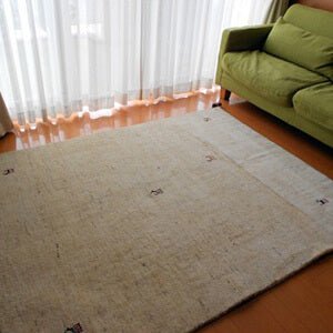 午前中に届きまして、先ほど敷いてみました。想像通りの色やサイズで、とても気に入りました。／2013-10-07 - ギャッベ（ギャベ）＆ペルシャ絨毯の店オリエンタルムーン【公式】