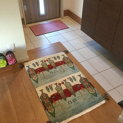 絵画を敷いているようなお気に入りの場所となりました／2020-10-14 - ギャッベ（ギャベ）＆ペルシャ絨毯の店オリエンタルムーン【公式】