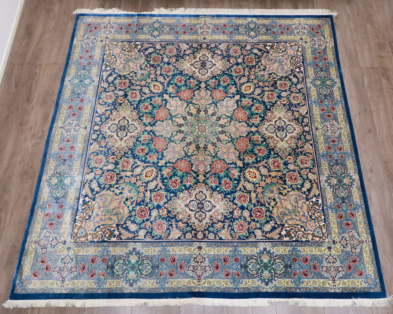 最高級ペルシャ絨毯クム、シルク100％ 245×242cm（FX-13186