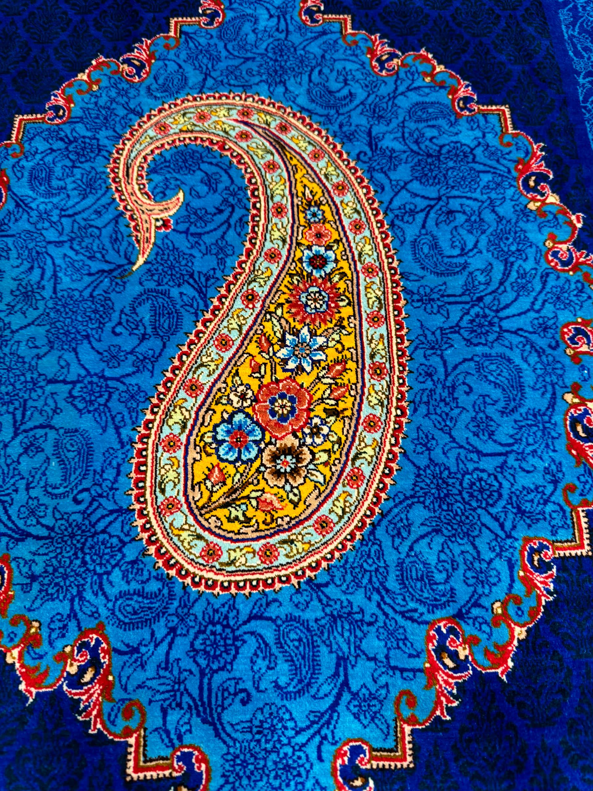 高級ペルシャ絨毯クム産シルク100％ ジャムシディ工房 91×59cm（FN