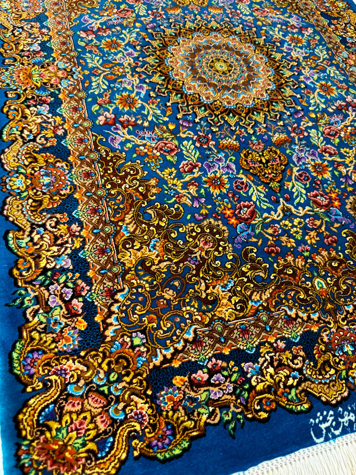 高級ペルシャ絨毯クム産シルク100％  メフルバフ工房 90×60cm（FN-10033）