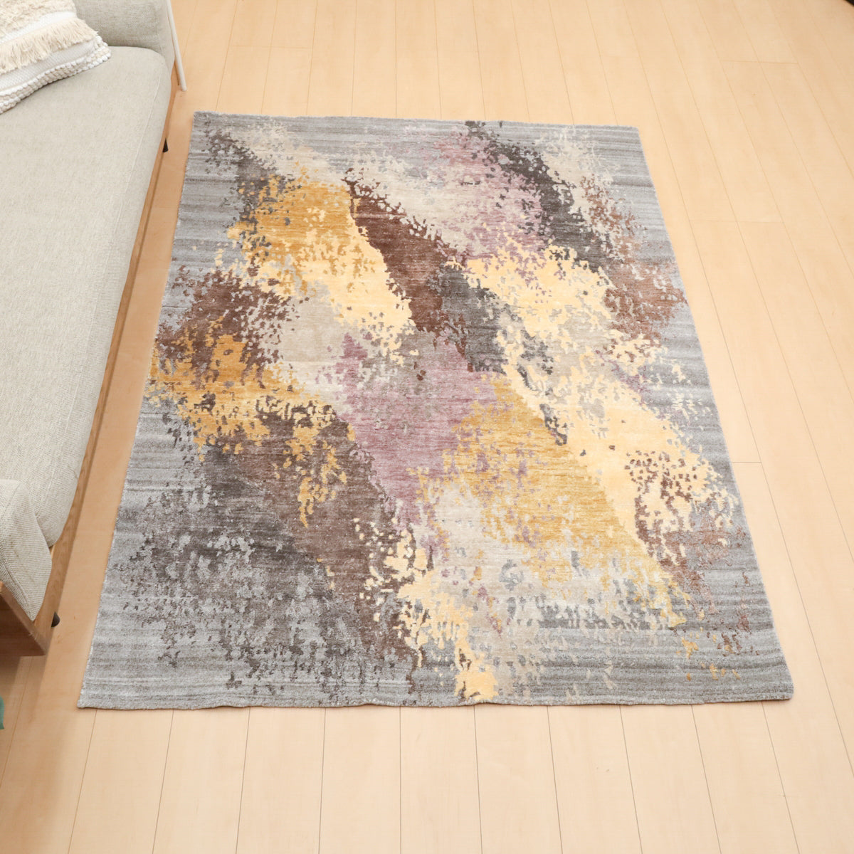 Res 4めみ めみ さん ペルシャシルクラグ/サイズ:60x96cm Res 4めみ めみ さん ペルシャシルクラグ/サイズ:60x96cm Res 4めみ