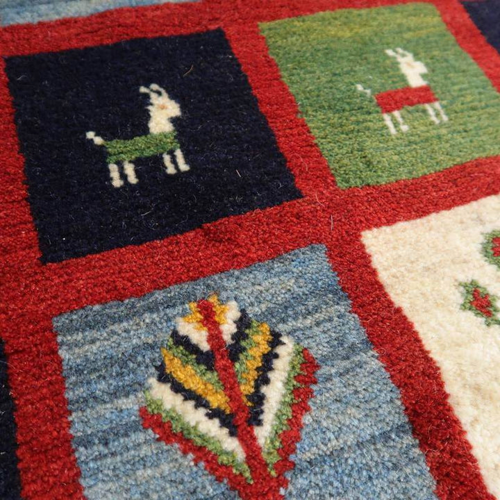 【セミオーダー受付中】  サイズ変更OK　カラー変更OK イラン　シラーズ産　ギャッベ 　（bl-10374）