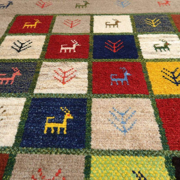 【セミオーダー受付中】  サイズ変更OK　カラー変更OK イラン　シラーズ産　ギャッベ 　（bl-10388）