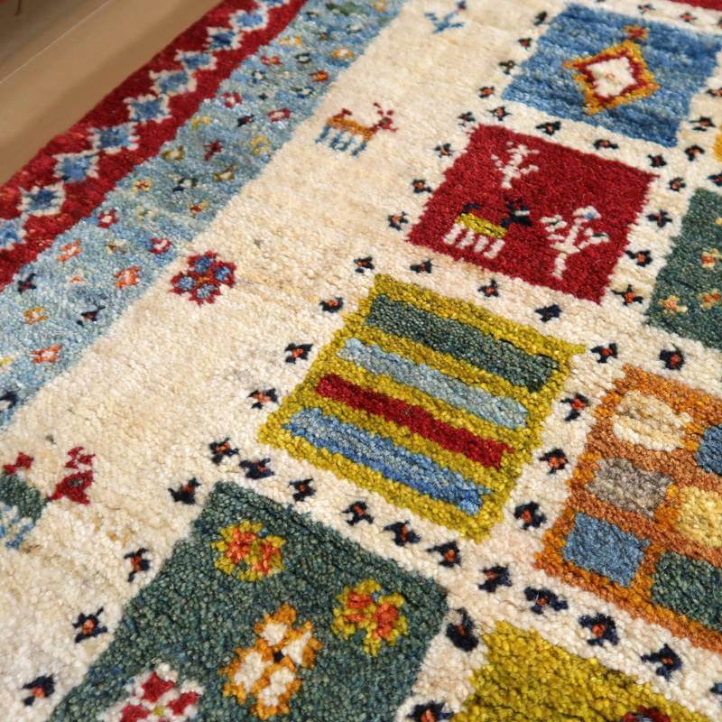 【セミオーダー受付中】  サイズ変更OK　カラー変更OK イラン　シラーズ産　ギャッベ 　（bl-10437）