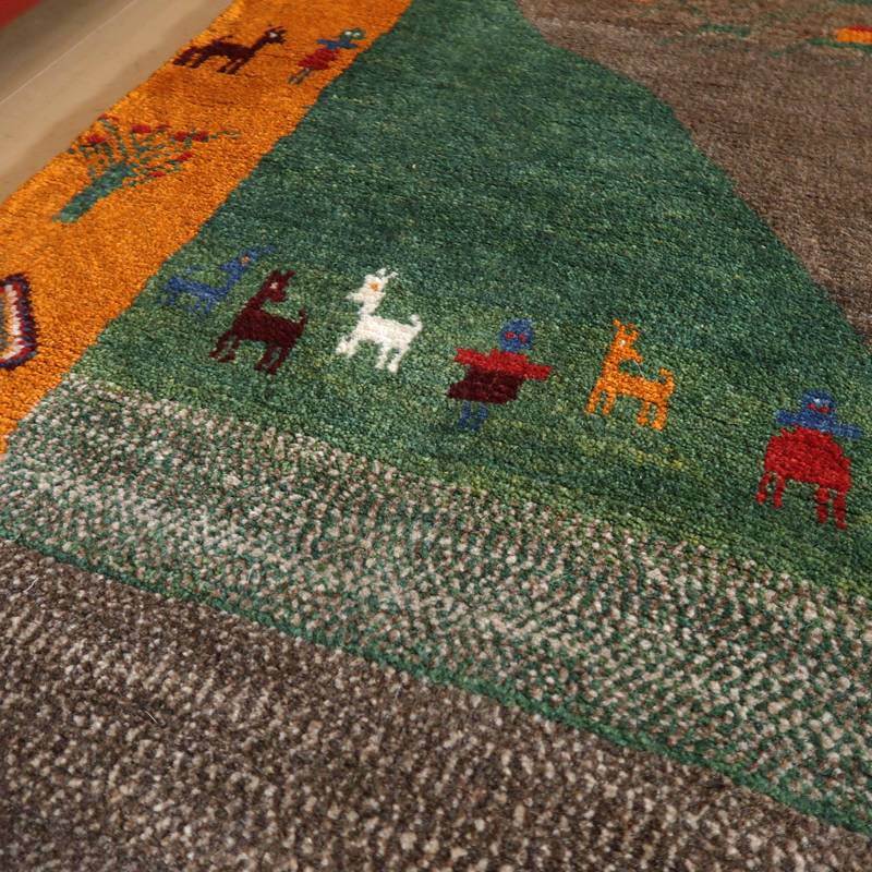 【セミオーダー受付中】  サイズ変更OK　カラー変更OK イラン　シラーズ産　ギャッベ 　（bl-10444）