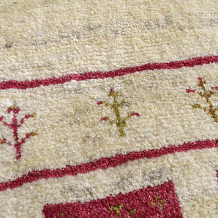 【セミオーダー受付中】  サイズ変更OK　カラー変更OK イラン　シラーズ産　ギャッベ 　（bl-10481）