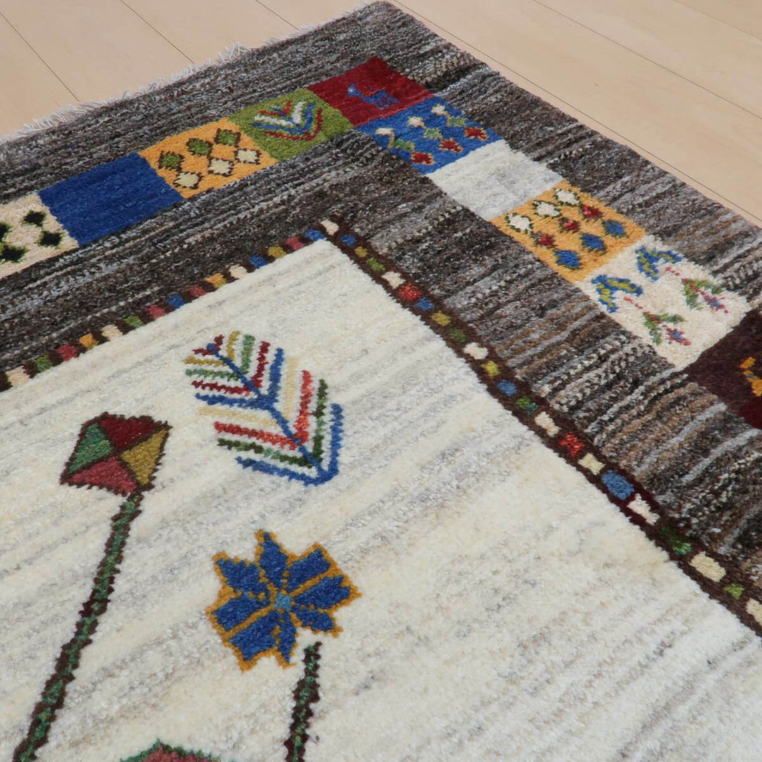 【セミオーダー受付中】  サイズ変更OK　カラー変更OK イラン　シラーズ産　ギャッベ 　（bl-11329）