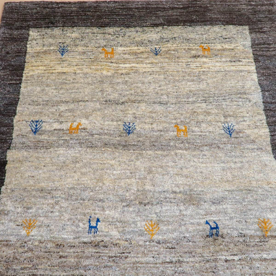 【セミオーダー受付中】  サイズ変更OK　カラー変更OK イラン　シラーズ産　ギャッベ 　（bl-11334）