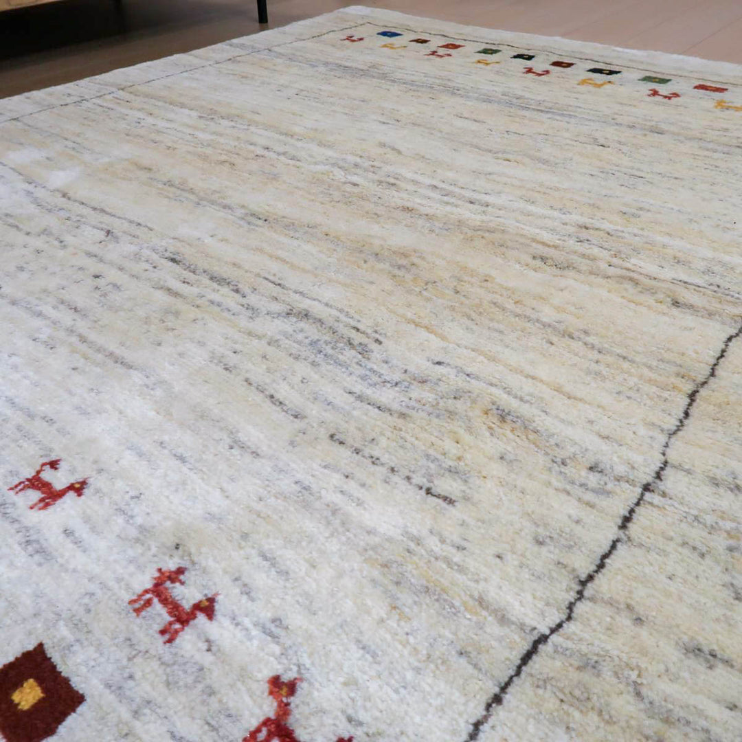 【セミオーダー受付中】  サイズ変更OK　カラー変更OK イラン　シラーズ産　ギャッベ 　（bl-11335）