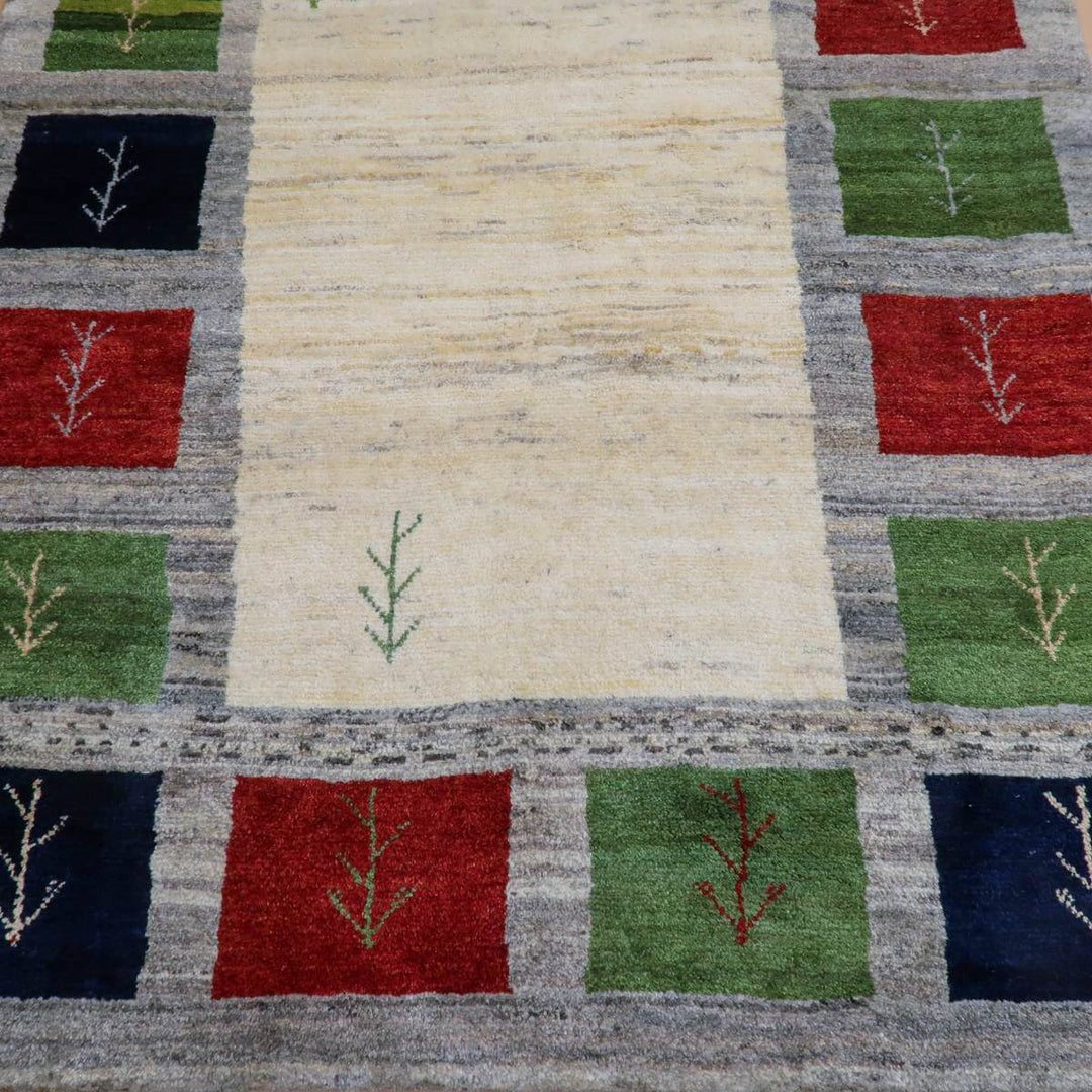 【セミオーダー受付中】  サイズ変更OK　カラー変更OK イラン　シラーズ産　ギャッベ 　（bl-11337）