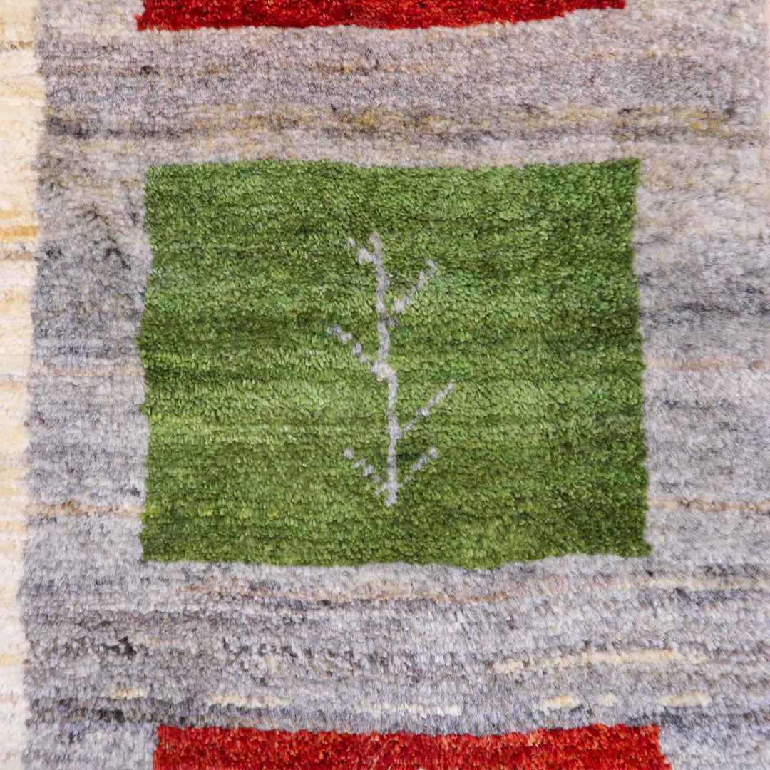 【セミオーダー受付中】  サイズ変更OK　カラー変更OK イラン　シラーズ産　ギャッベ 　（bl-11337）