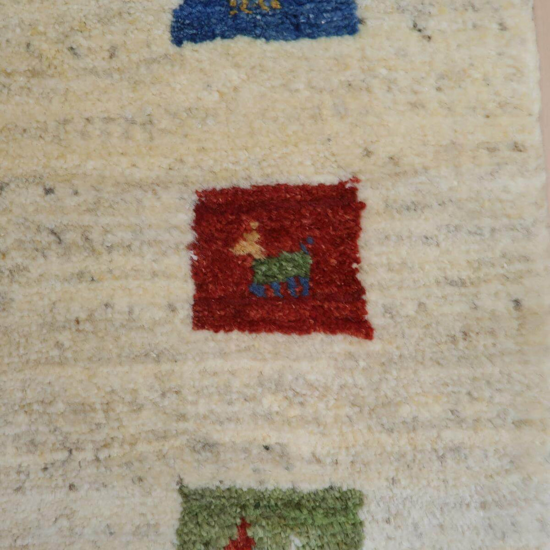 【セミオーダー受付中】  サイズ変更OK　カラー変更OK イラン　シラーズ産　ギャッベ 　（bl-11355）