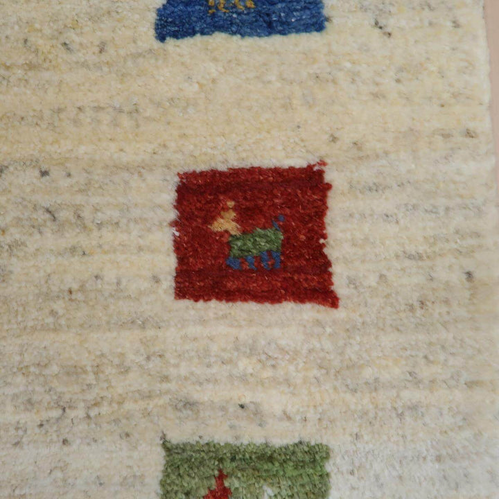 【セミオーダー受付中】  サイズ変更OK　カラー変更OK イラン　シラーズ産　ギャッベ 　（bl-11355）