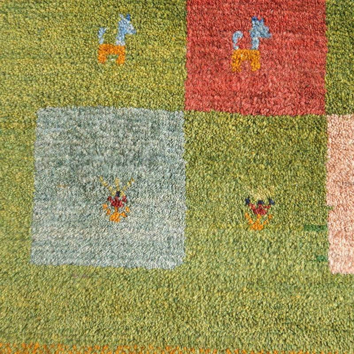 【セミオーダー受付中】  サイズ変更OK　カラー変更OK イラン　シラーズ産　ギャッベ 　（bm-10532）