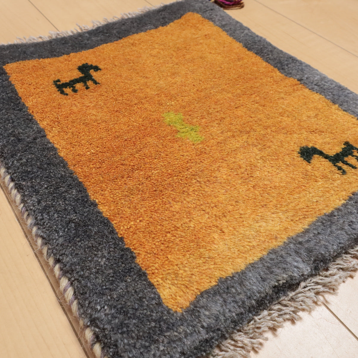 手織りギャッベ,ラグ,41×37cm｜オレンジ＆グレー馬モチーフ・シンプル