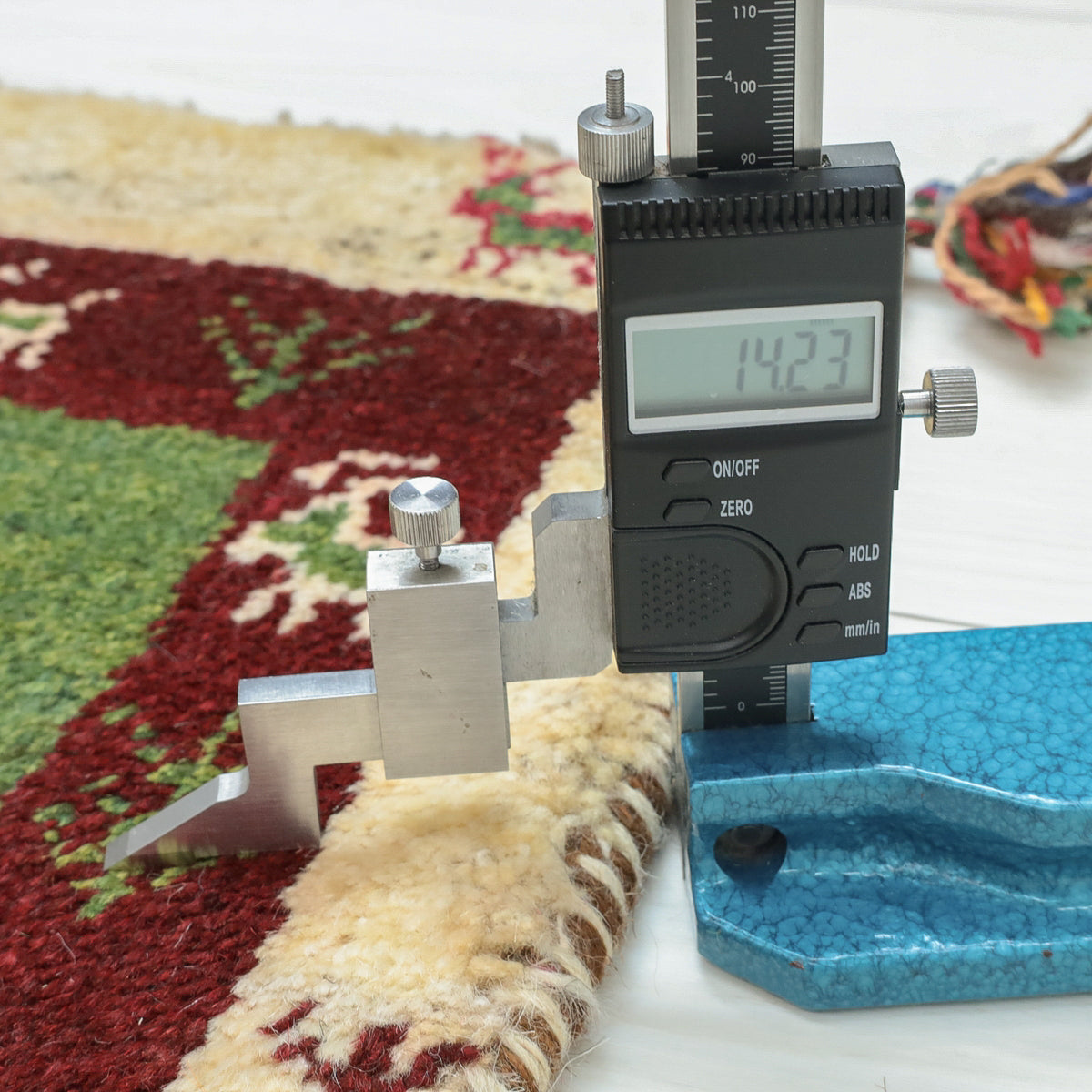 手織りギャッベ,ミニラグ,39×39cm｜グリーン×ボルドー動物＆ツリー柄