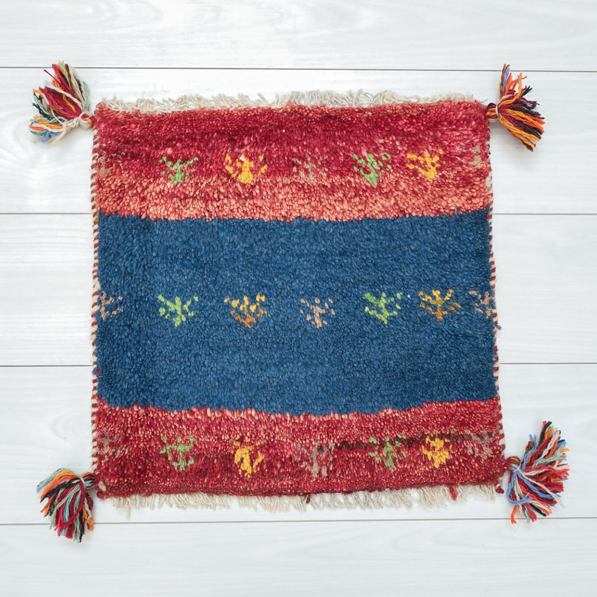 ギャッベクッションカバー　クッション付き　イラン　シラーズ手織り　草木染 ギャッベクッションカバー クッション付き イラン シラーズ手織り