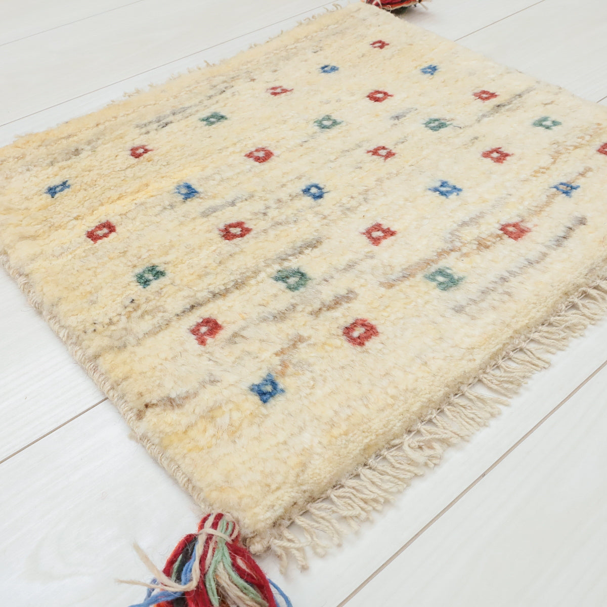 ギャッベ (ギャッベ) 37×42cm（BP-12642） – ギャッベ＆ペルシャ