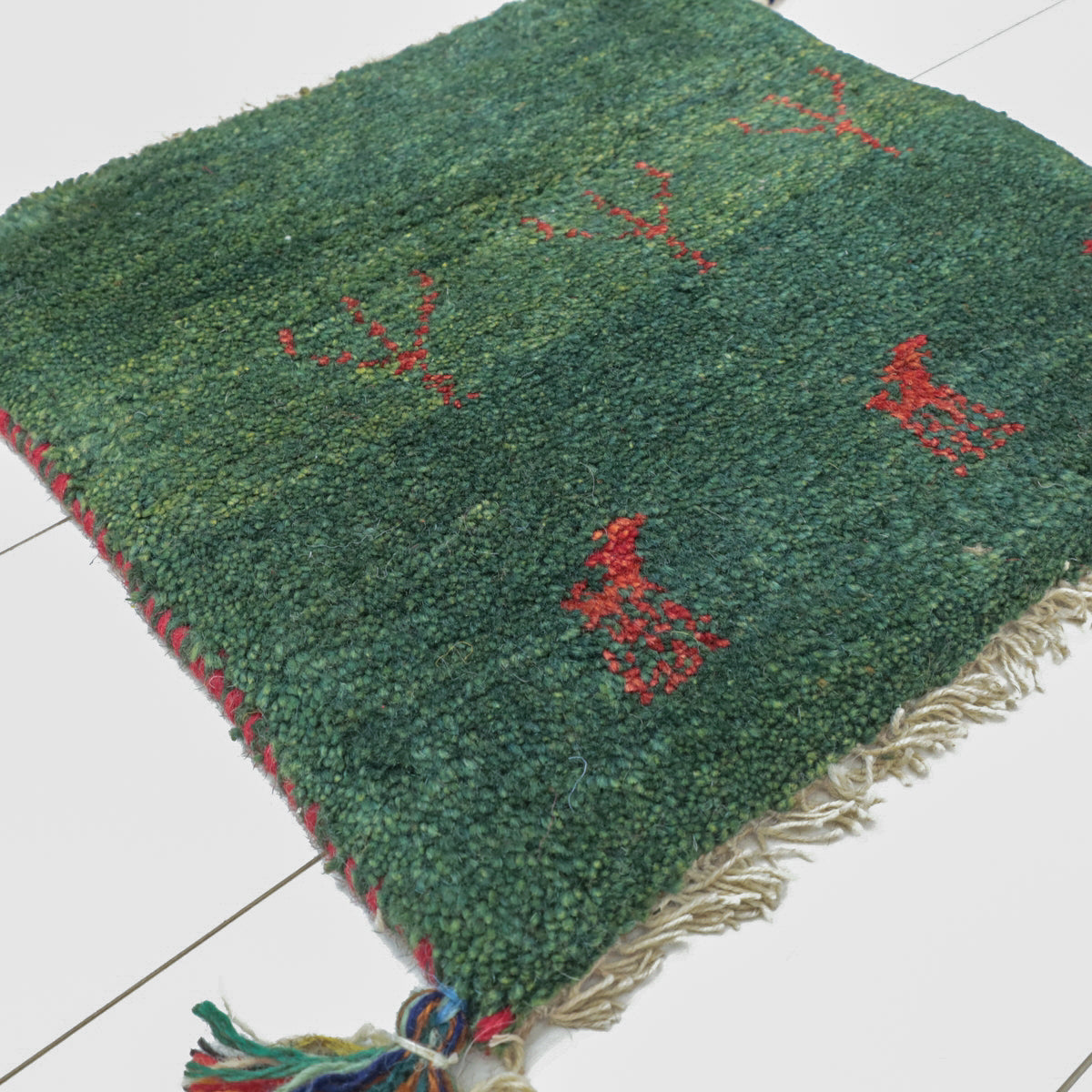 232x166cmペルシャギャッベ手織り絨毯 緑の色合い