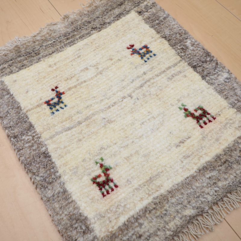 ギャッベ（ギャベ）ラティーフ　44×39cm（BP-12996）