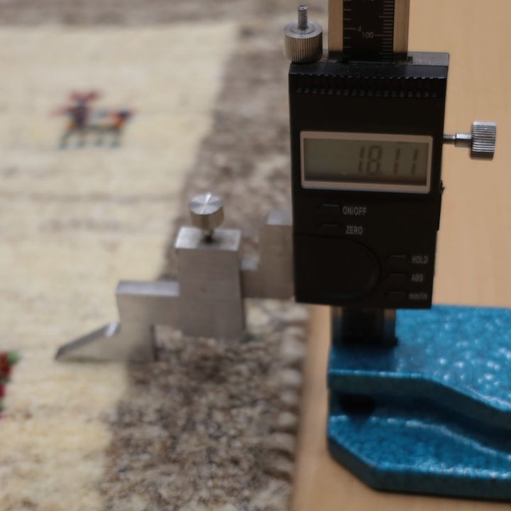 ギャッベ（ギャベ）ラティーフ　44×39cm（BP-12996）