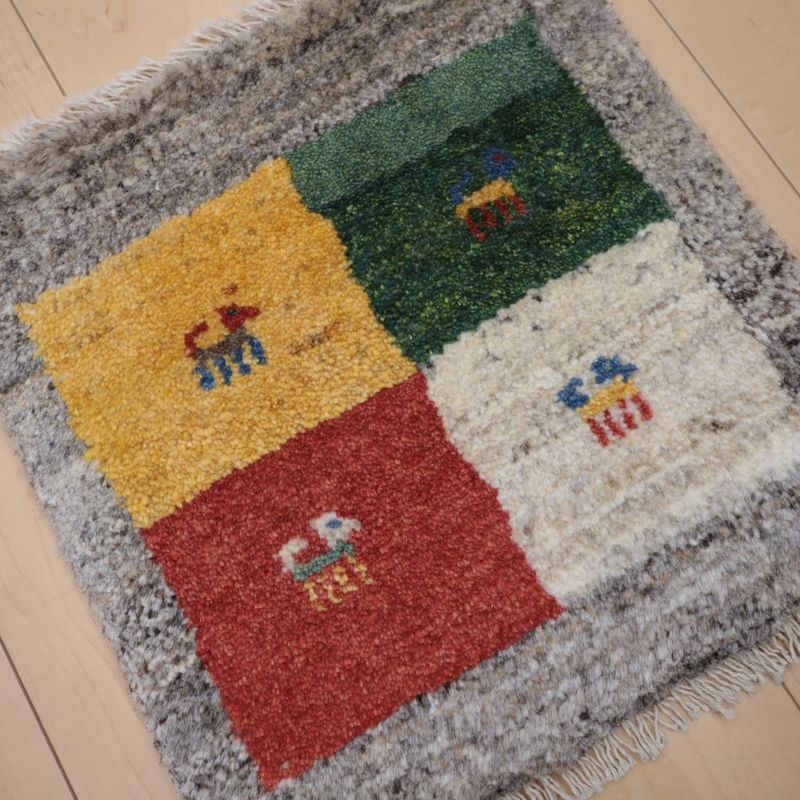 ギャッベ（ギャベ）ラティーフ　40×38cm（BP-12998）