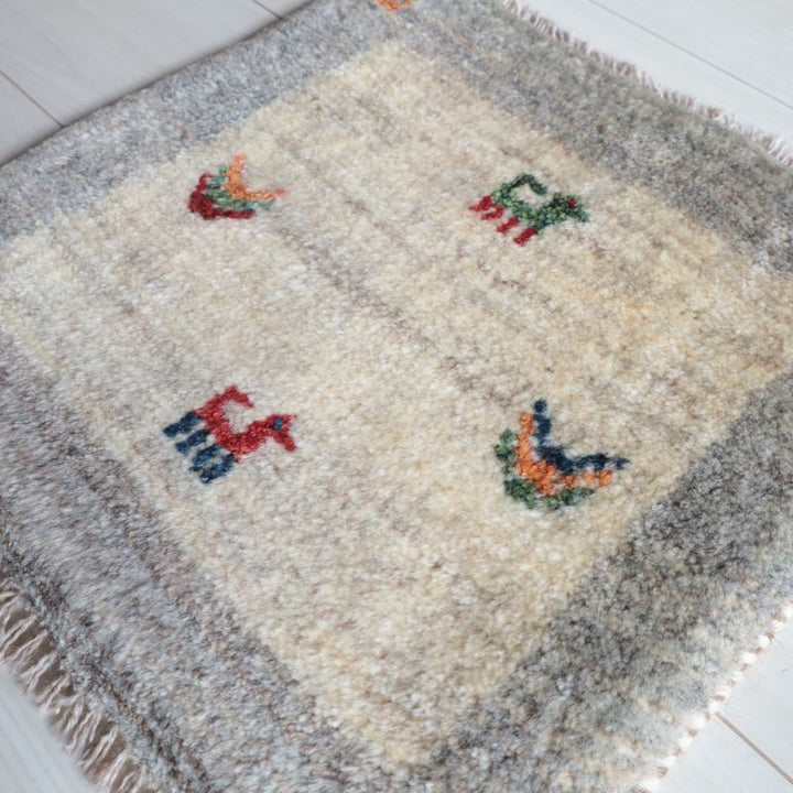 ギャッベ（ギャベ）ラティーフ　40×41cm（BP-13057）