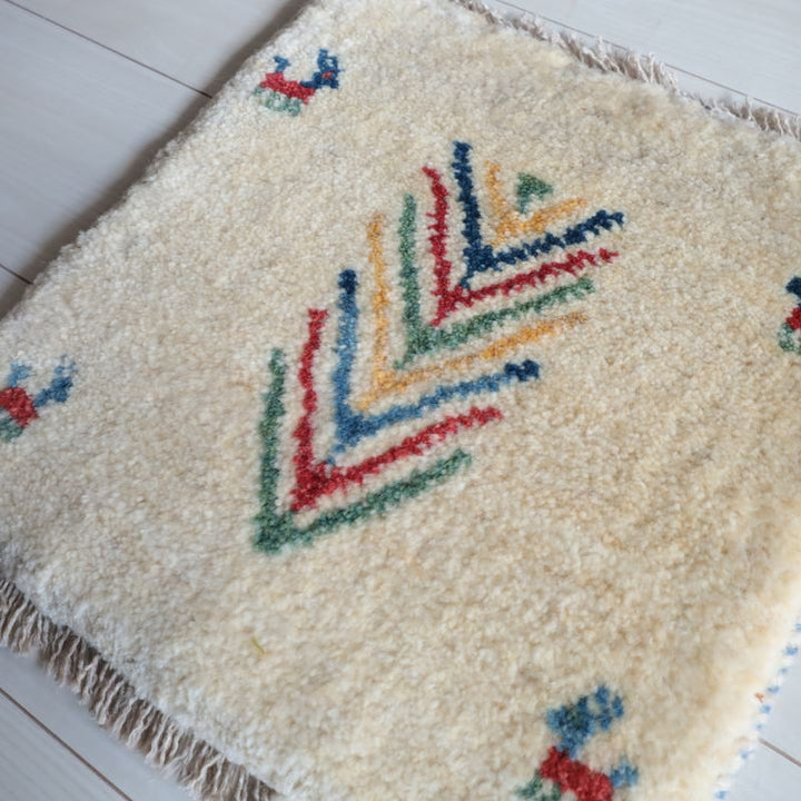 ギャッベ（ギャベ）ラティーフ　39×38cm（BP-13063）