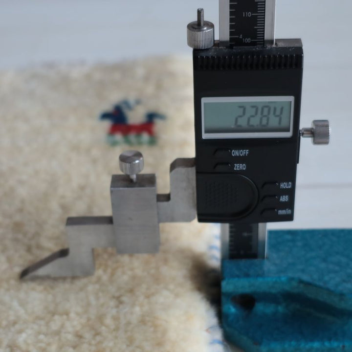 ギャッベ（ギャベ）ラティーフ　39×38cm（BP-13063）