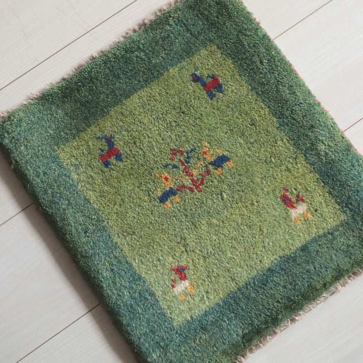 ギャッベ（ギャベ）ラティーフ　40×37cm（BP-13070）