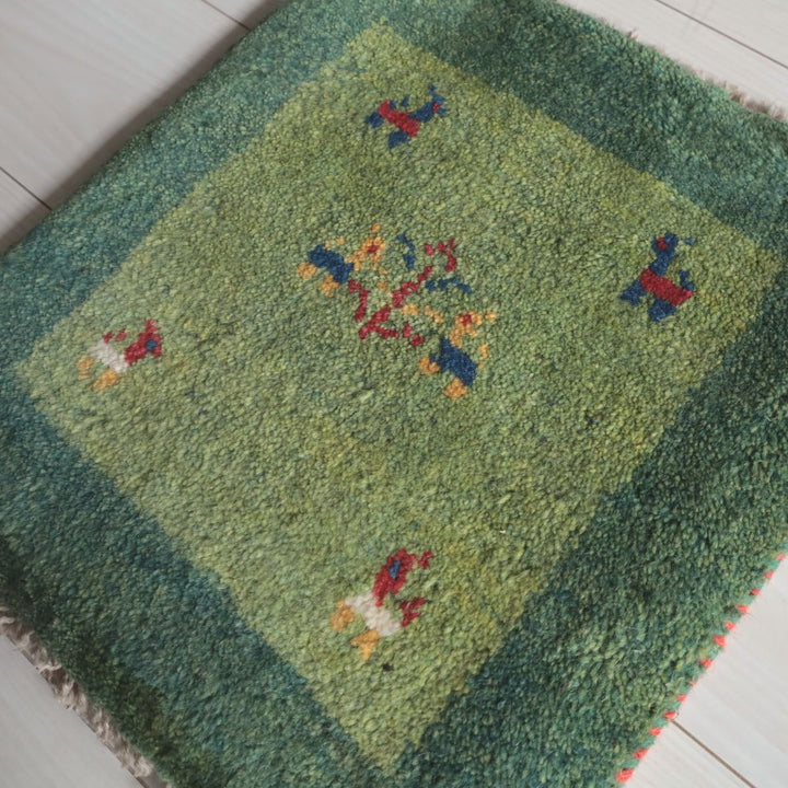 ギャッベ（ギャベ）ラティーフ　40×37cm（BP-13070）