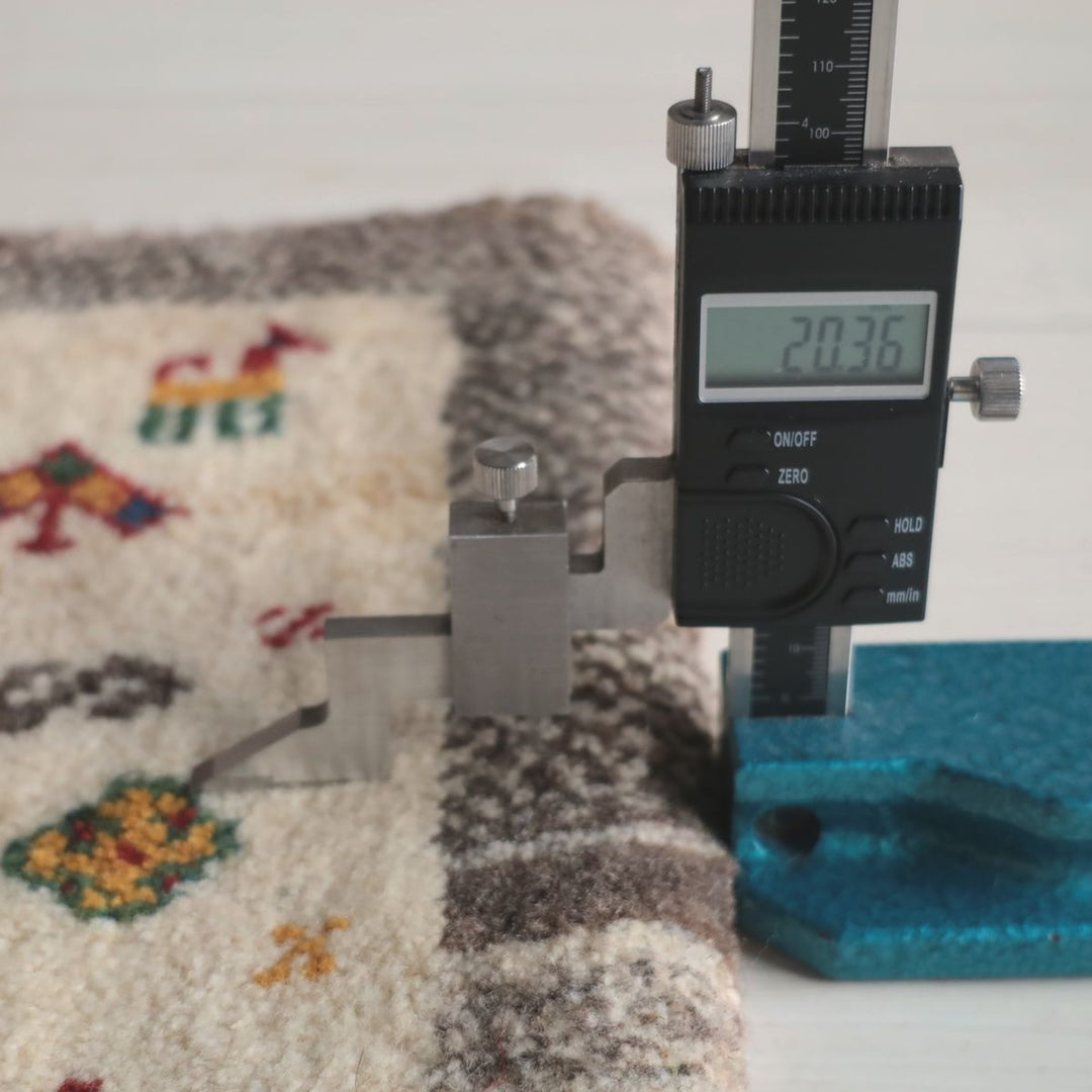 ギャッベ（ギャベ）ラティーフ　40×41cm（BP-13073）