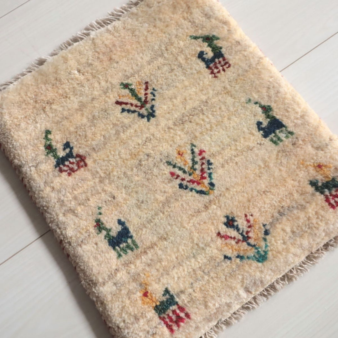 ギャッベ（ギャベ）ラティーフ　39×35cm（BP-13074）