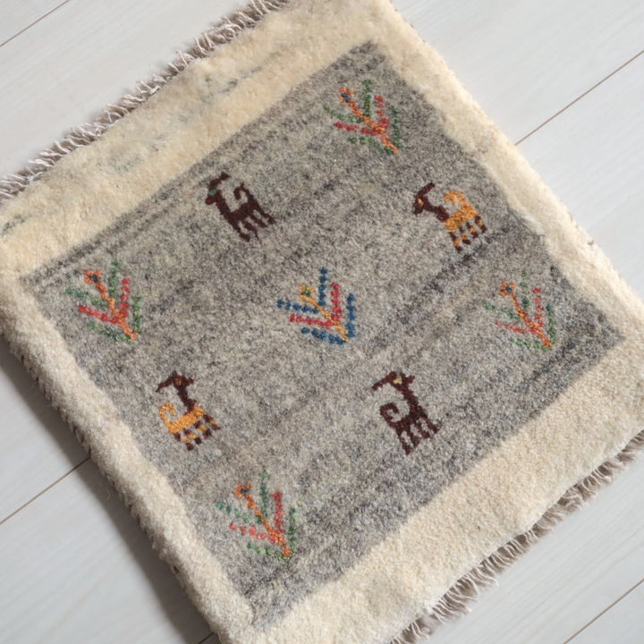 ギャッベ（ギャベ）ラティーフ　41×39cm（BP-13075）