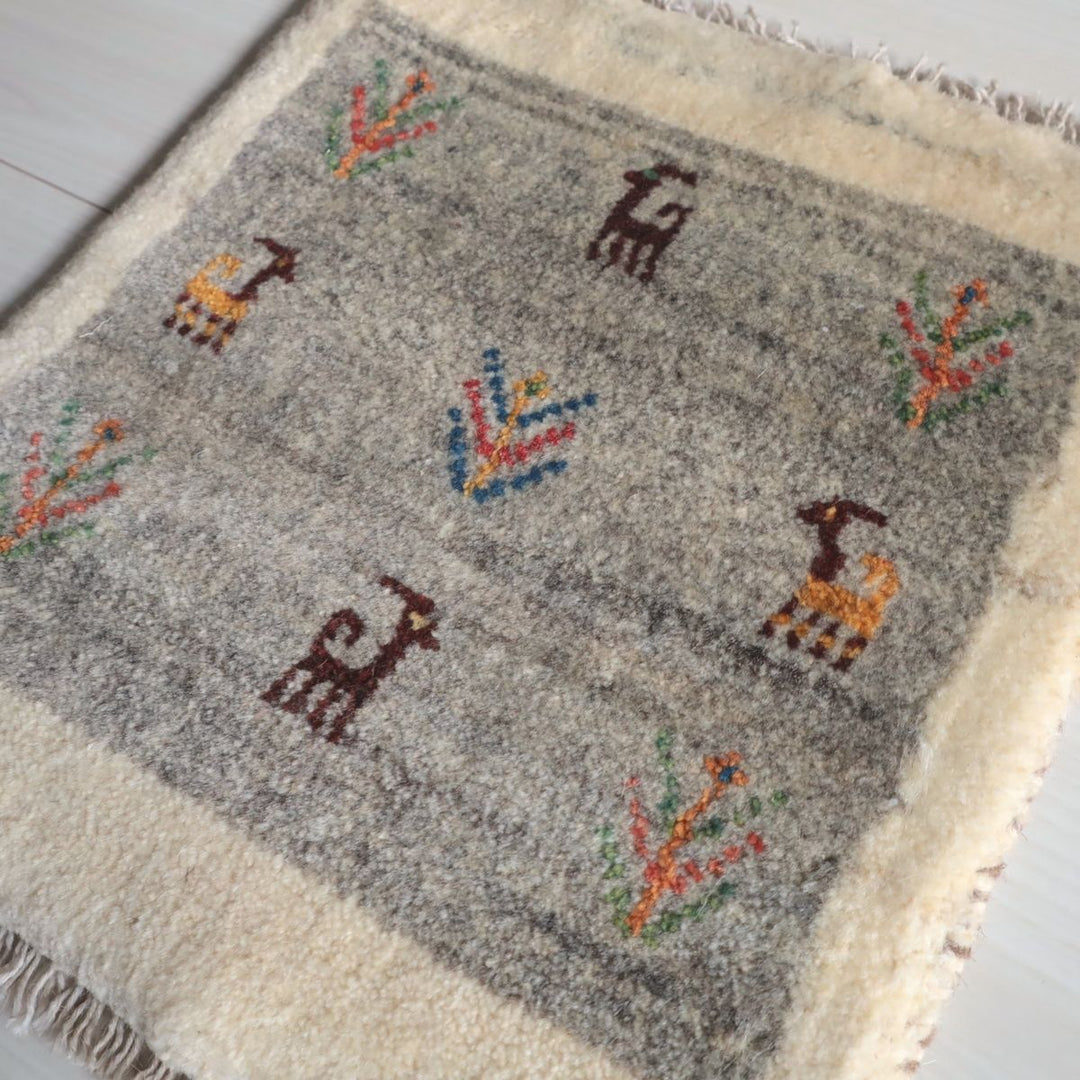 ギャッベ（ギャベ）ラティーフ　41×39cm（BP-13075）