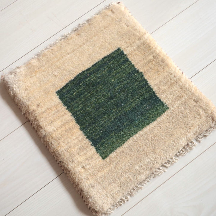 ギャッベ（ギャベ）ラティーフ　39×37cm（BP-13078）