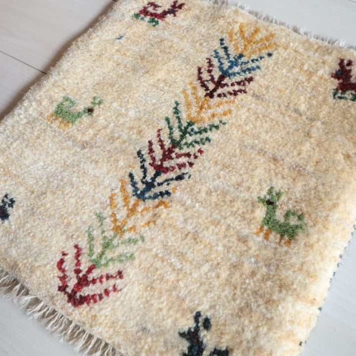 ギャッベ（ギャベ）ラティーフ　40×38cm（BP-13083）