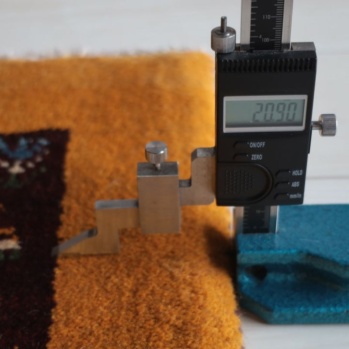 ギャッベ（ギャベ）ラティーフ　37×41cm（BP-13089）