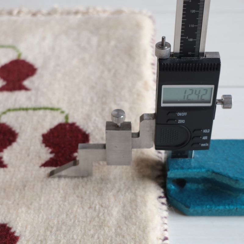 ギャッベ（ギャベ）ラティーフ　39×38cm（BP-13094）