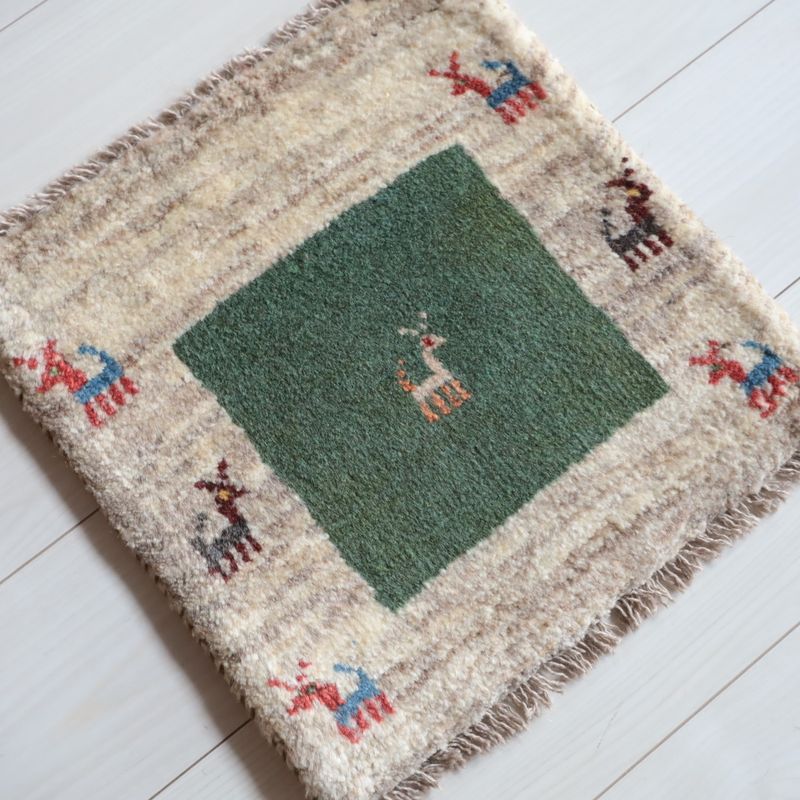 草木染め手織りギャッベ 本場イラン仕入れのダイレクト通販 – ギャッベ